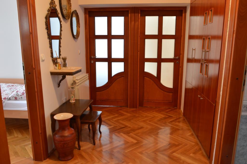 Apartment Sarah Bihać Exteriör bild