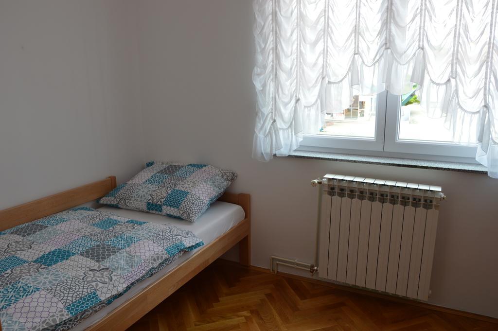 Apartment Sarah Bihać Exteriör bild